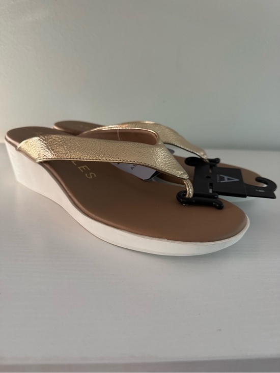 AEROSOLES Shoes - AEROSOLES Metallic Gold Wedge Thong Sandals